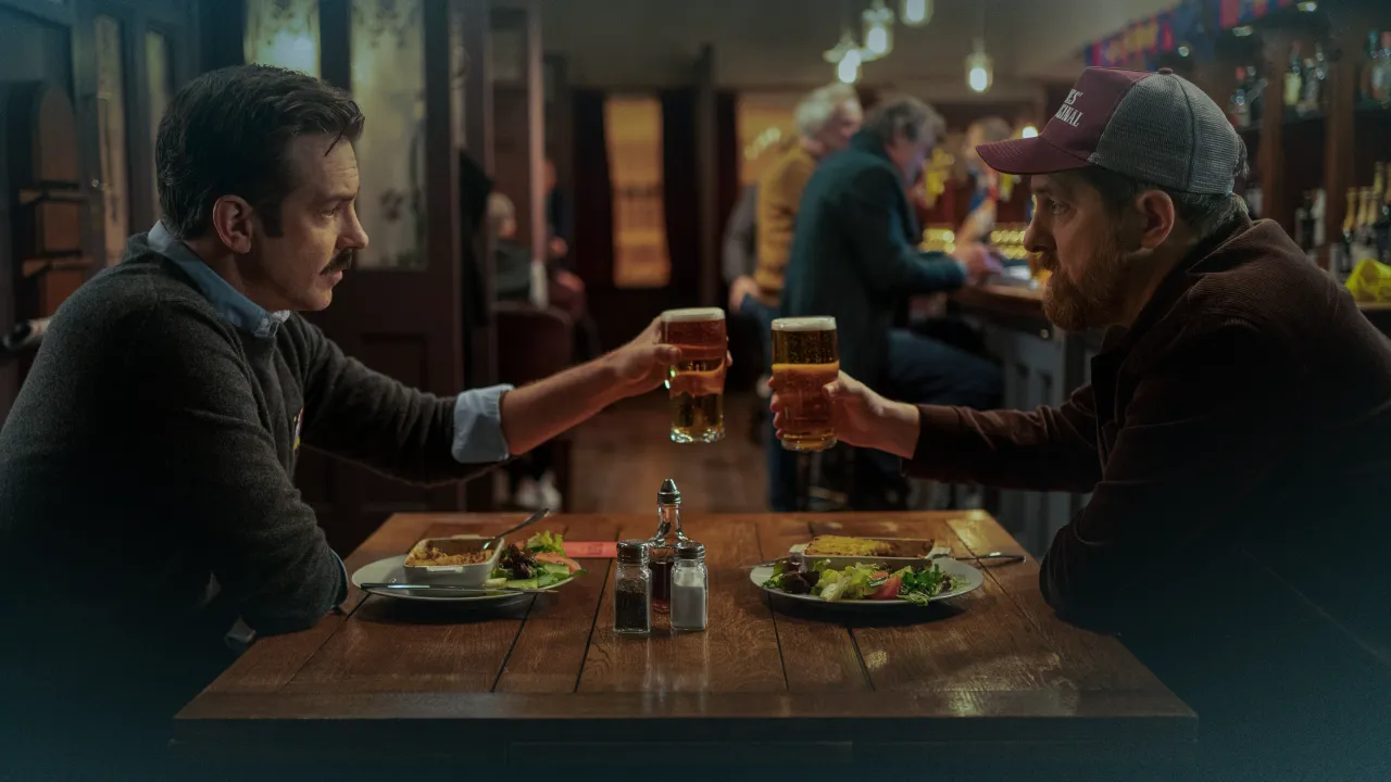 Ted Lasso: uma piada interna entre amigos que fez história, coleciona prêmios e cases de marketing