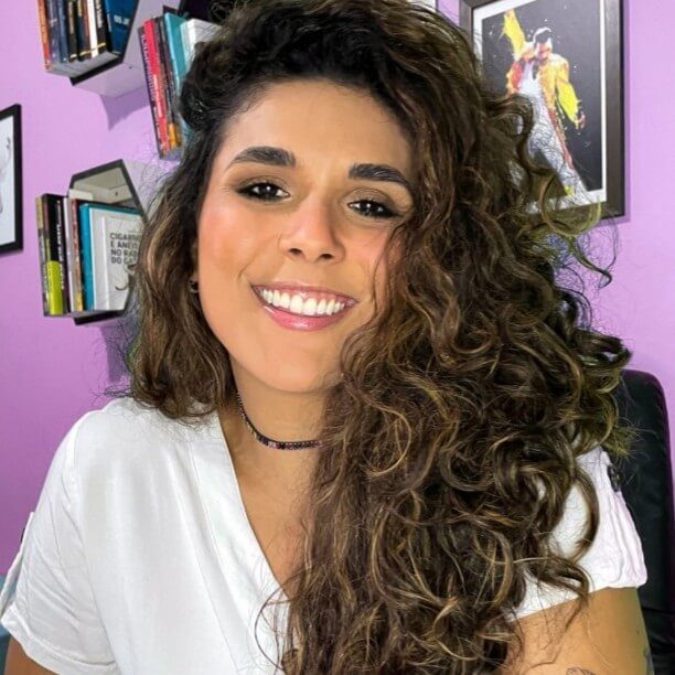 Marília Lopes